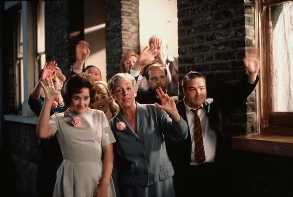 Distant Voices, Still Lives