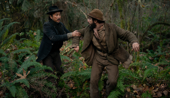 First Cow focuses on the friendship that blossoms between Cookie (John Magaro) and King-Lu (Orion Lu) in the Oregon territories of the 1800s