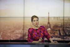 Covid casualty Léa Seydoux plays a TV news anchor in Bruno Dumont’s France