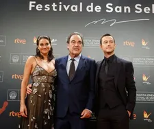 Woodley, Stone and Gordon-Levitt on the red carpet