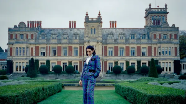 Lady stars Sian Clifford