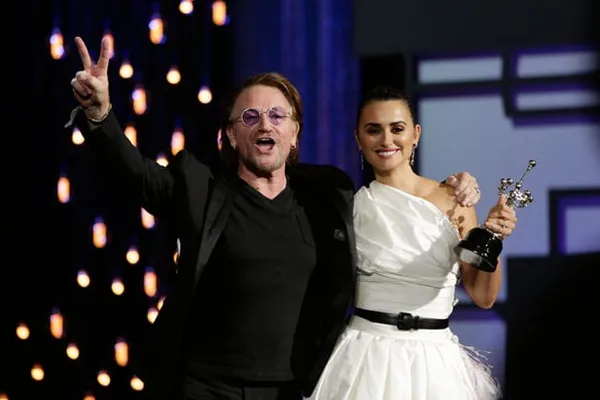 Penelope Cruz received her Donostia award from Bono