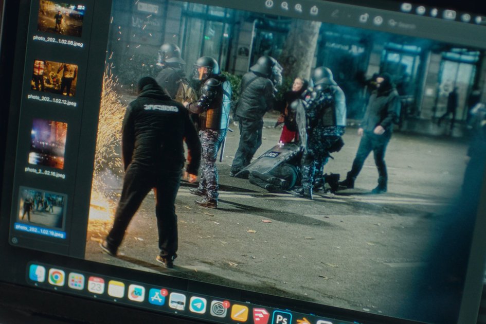 Development Matter Frame Hidden In Frame (2026) - Film Review - Eye For Film